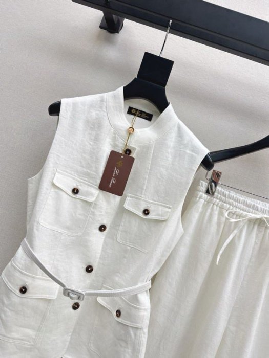 Костюм женский фото 8