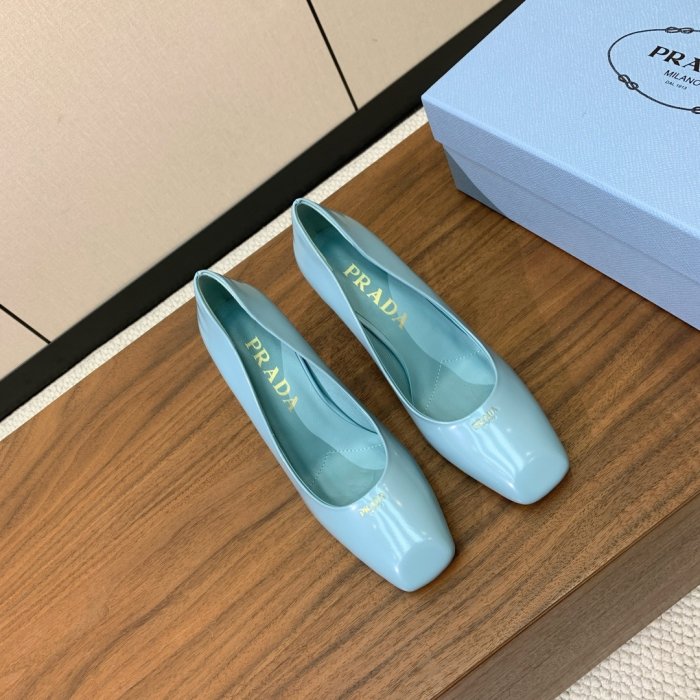 Туфли женские фото 3