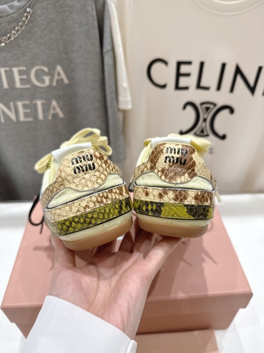 Кроссовки фото 8