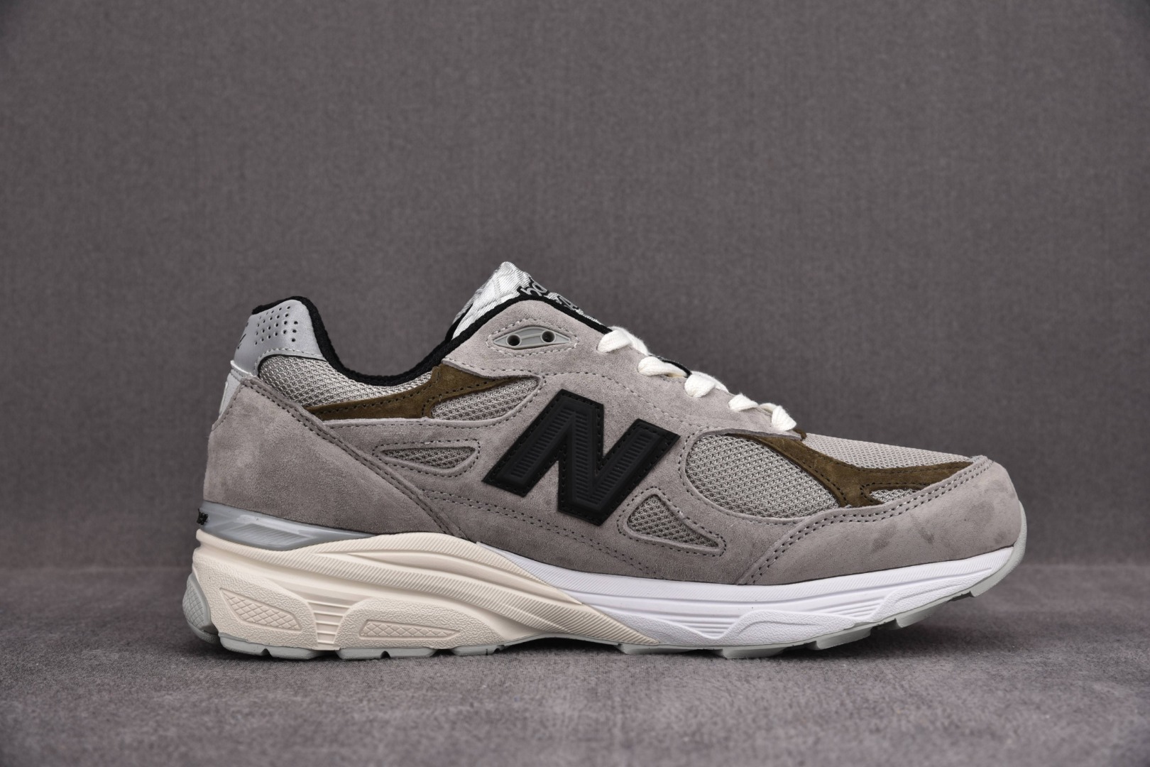 Sneakers NBM990J3 фото 2