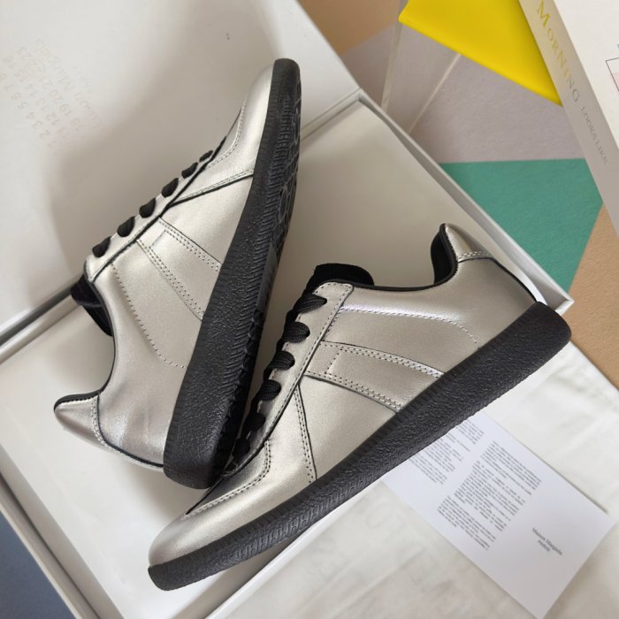 Кросівки фото 6