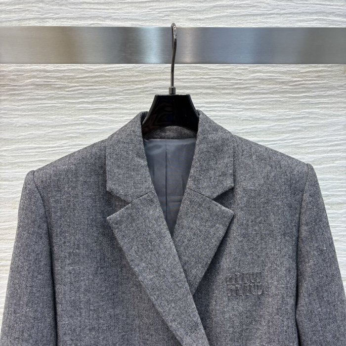 Coat wool фото 2