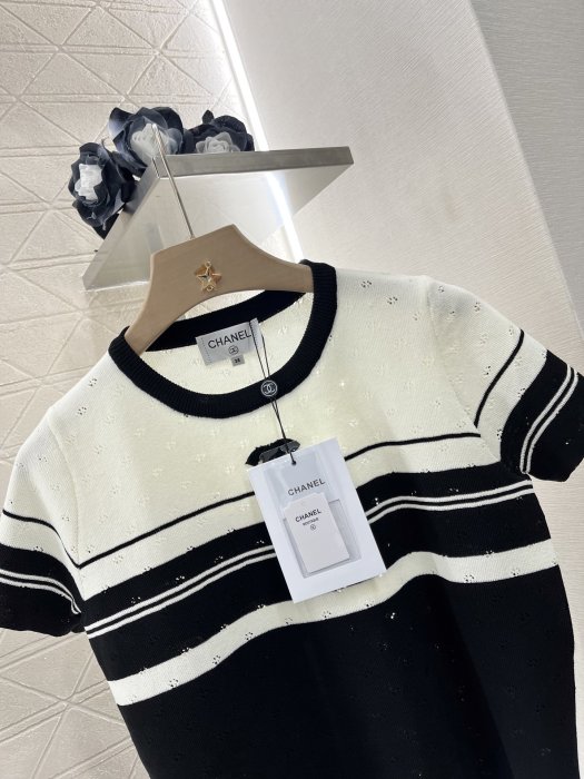 Футболка женская фото 3