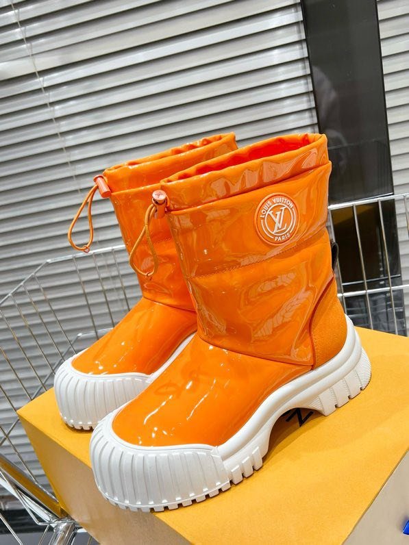 Ugg boots women's orange фото 9