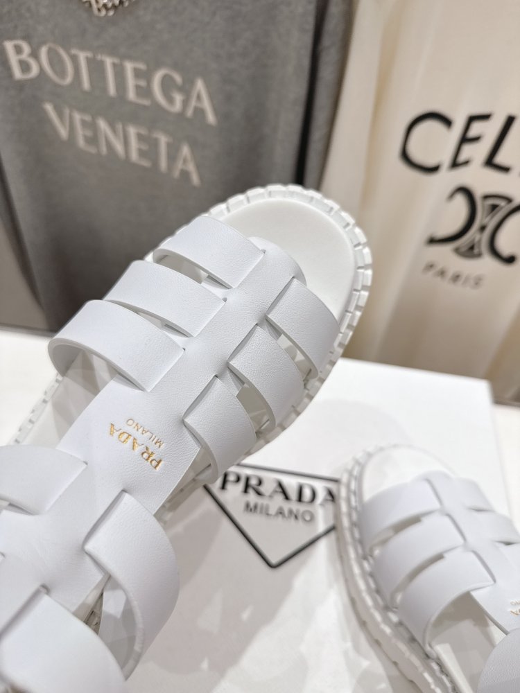 Сандалии женские фото 6