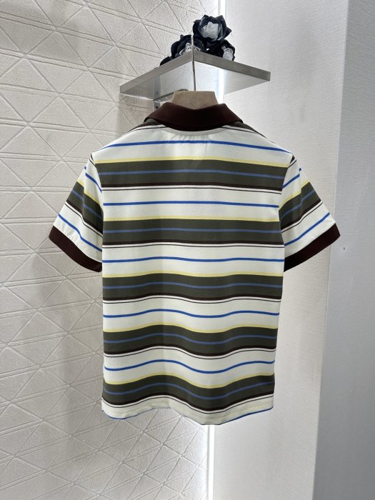 T-shirt women's фото 2