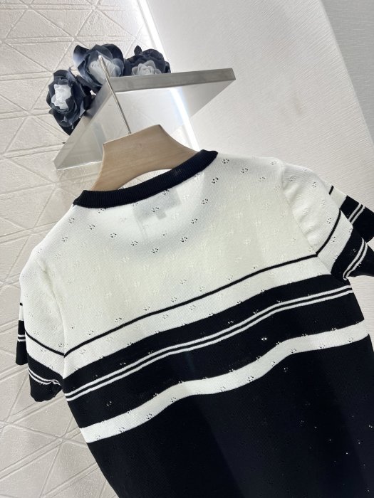 Футболка женская фото 4