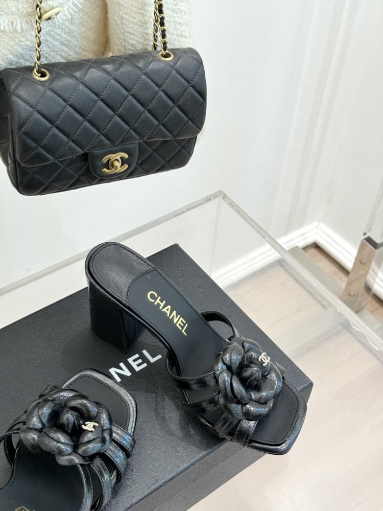 Босоніжки фото 5