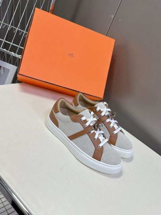 Кроссовки фото 7