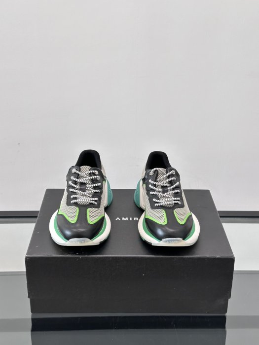 Кросівки чоловічі фото 2