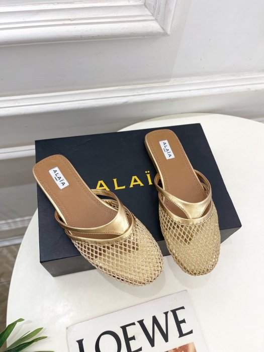 Шлепанцы женские фото 2