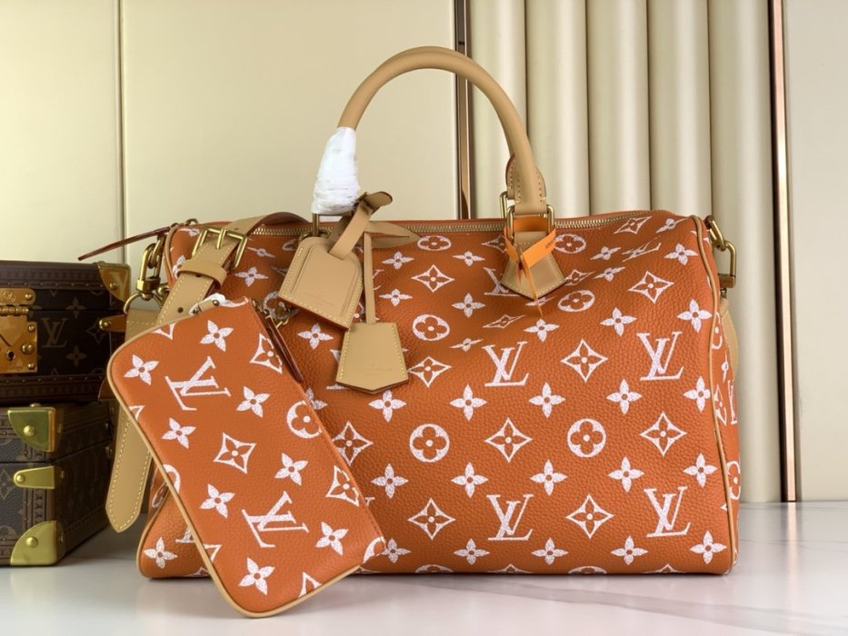 A bag women's SPEEDY BANDOULIERE 40