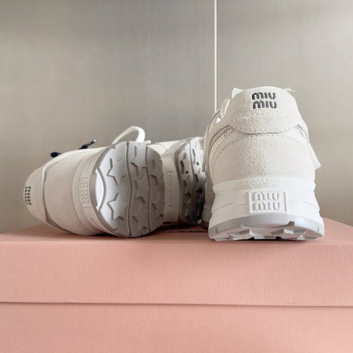 Кроссовки фото 9