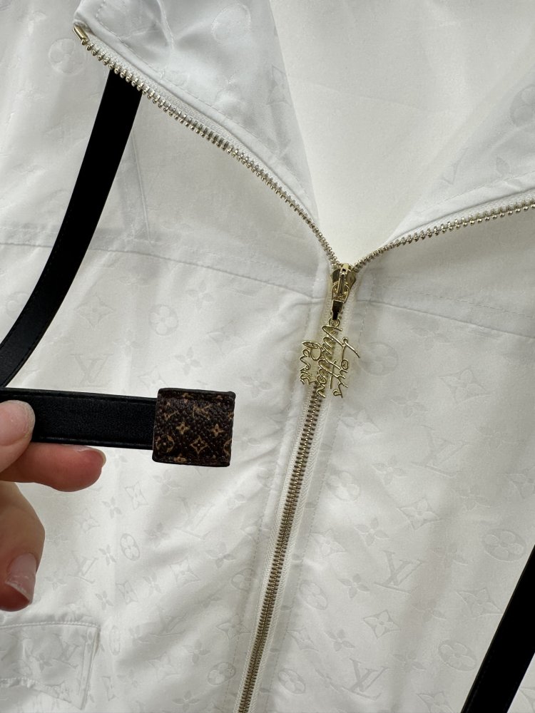 Jacket women's фото 7