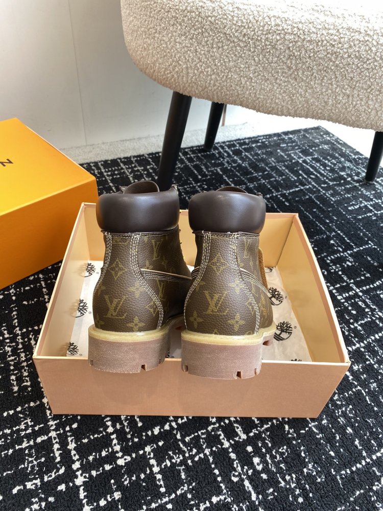 Ботинки женские Louis Vuitton x Timberland фото 8