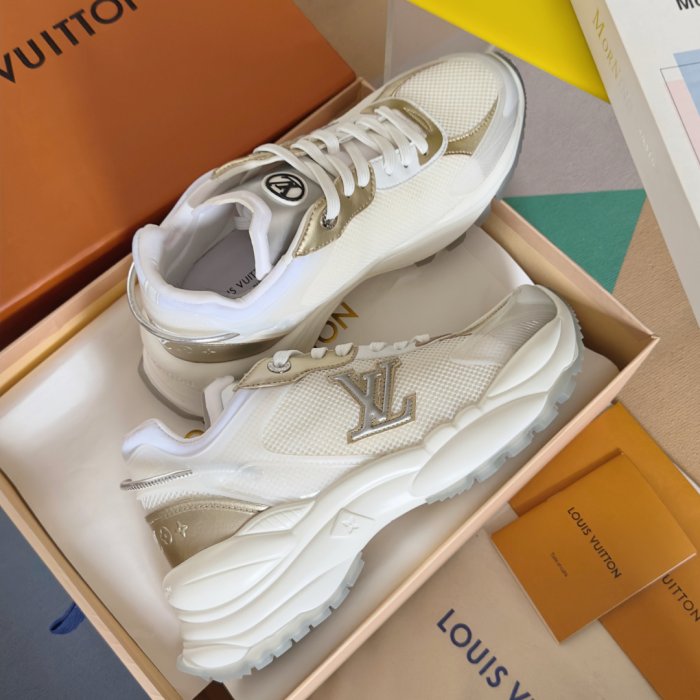 Sneakers фото 4