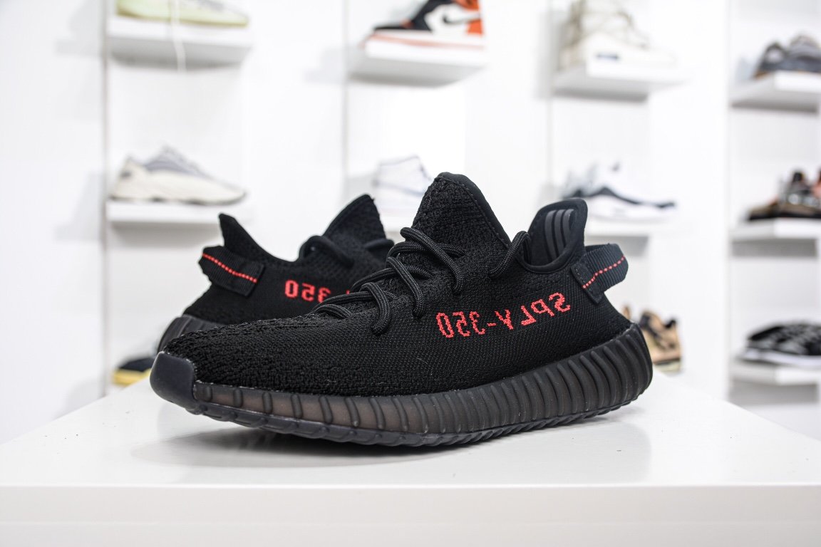 Кроссовки Yeezy Boost 350 V2 фото 4