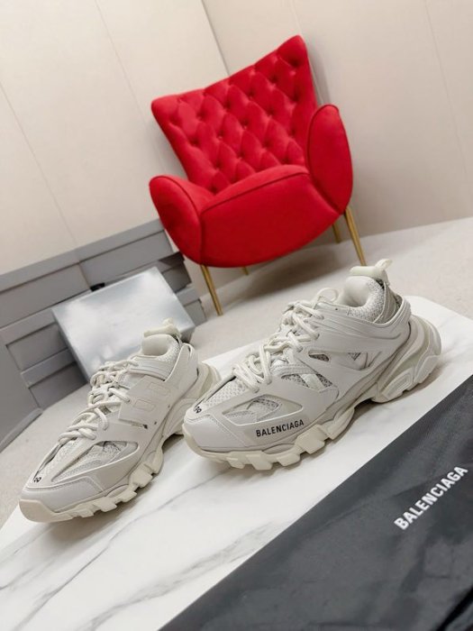 Sneakers Balenciaga фото 6