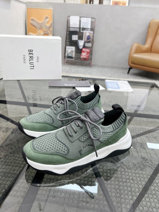 Кроссовки мужские