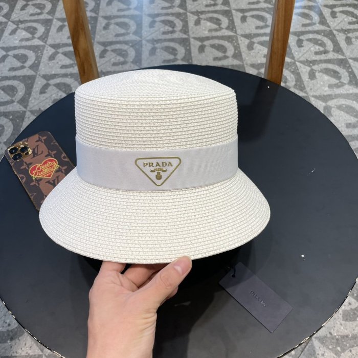 Hat women's