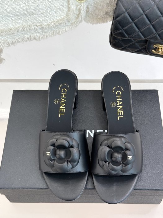 Босоножки фото 4