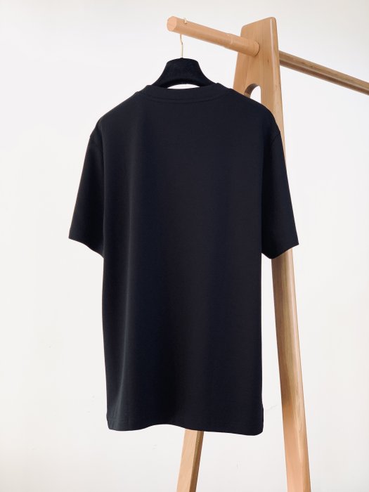 T-shirt men's фото 2