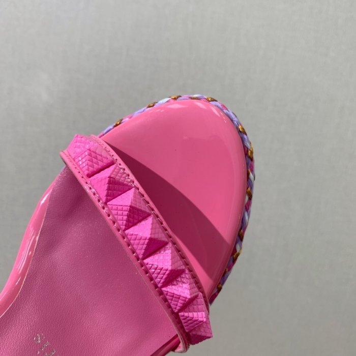 Босоножки фото 5