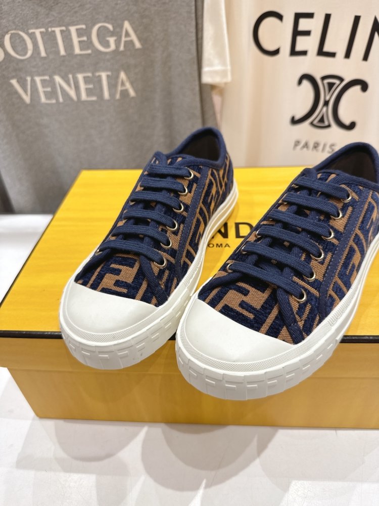 Кеди жіночі фото 7