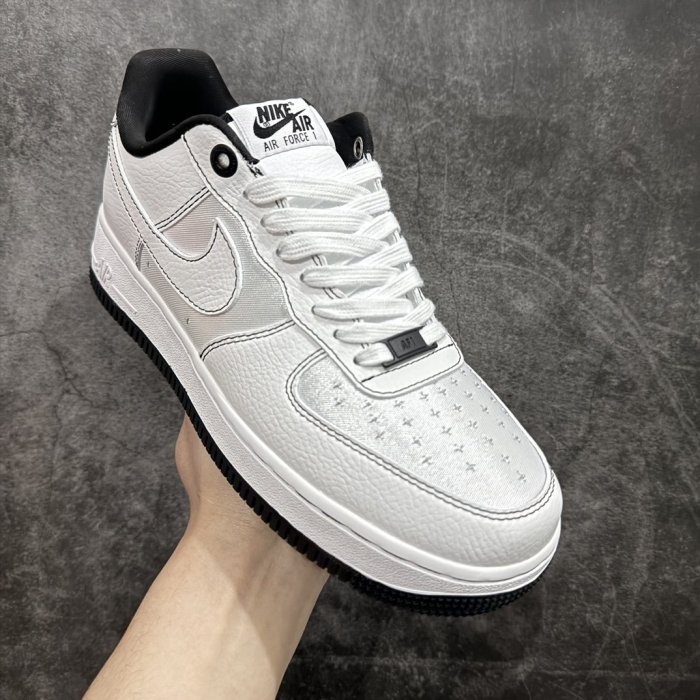 Кроссовки Nike Air Force 1 07 Low фото 3