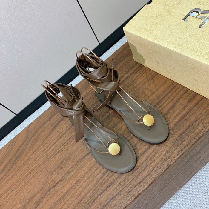 Босоніжки фото 2