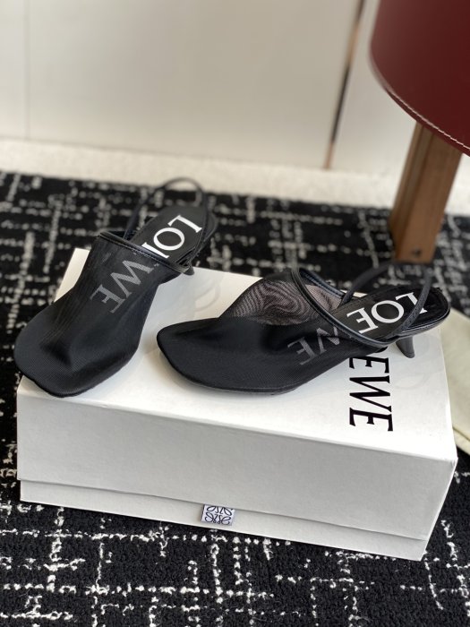 Босоножки фото 3