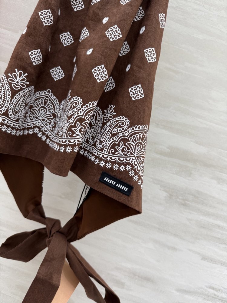 Костюм женский фото 8