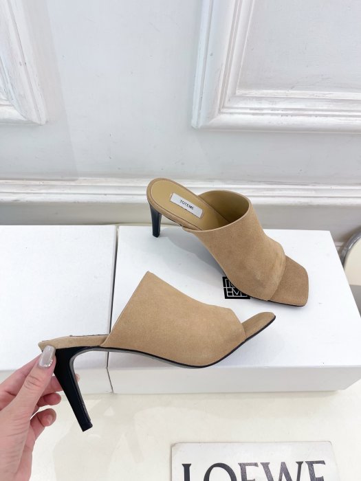 Босоножки фото 6