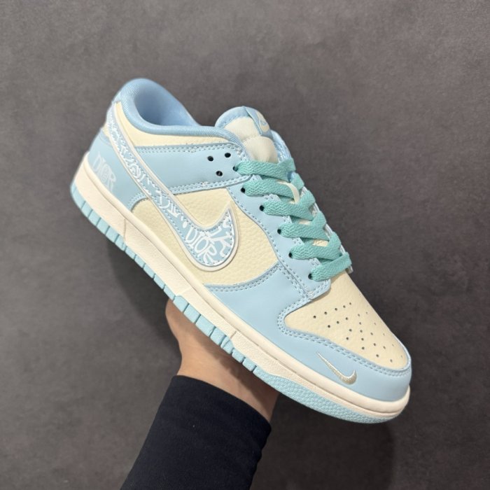 Кроссовки Nike SB Dunk Low фото 3