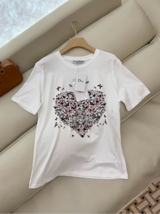 T-shirt women's фото 3