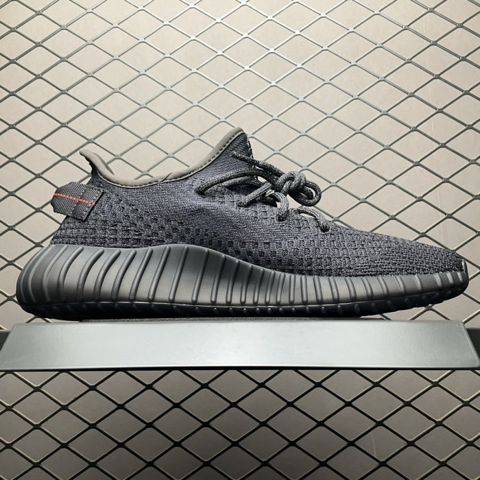 Кроссовки Yeezy Boost 350V2 фото 3
