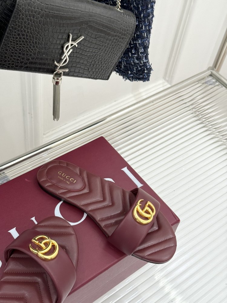 Шльопанці жіночі фото 5