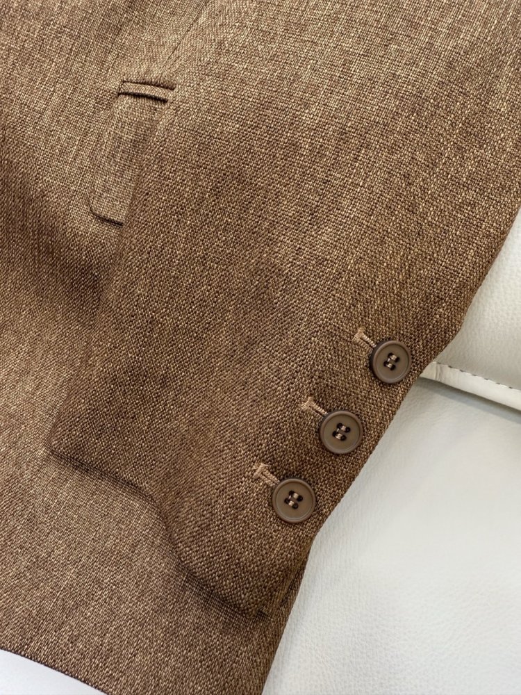 Костюм жіночий фото 8