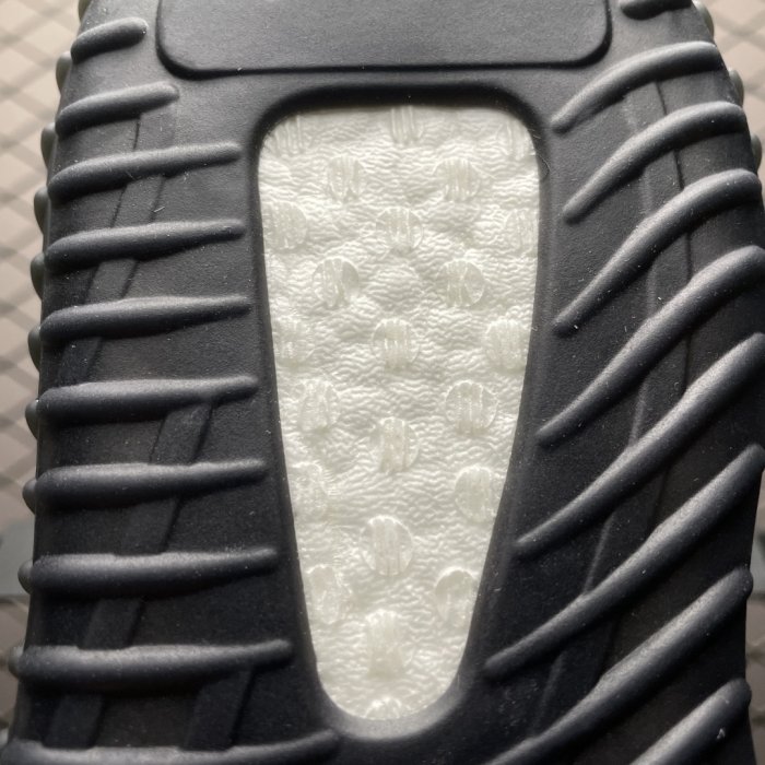 Кроссовки Yeezy Boost 350V2 фото 8