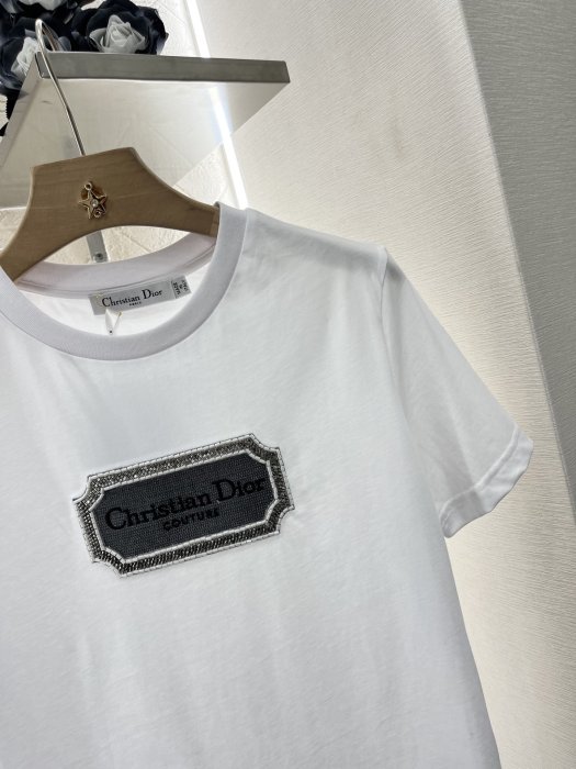 T-shirt women's фото 7