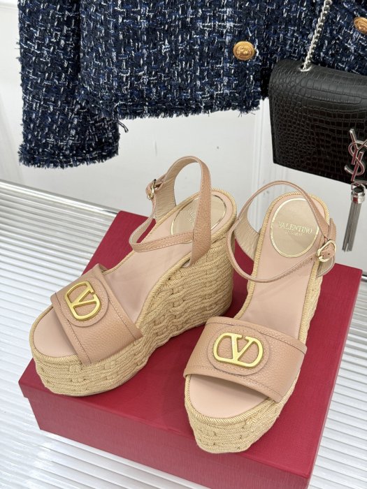 Босоніжки фото 2