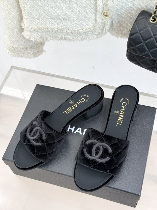 Босоножки фото 2