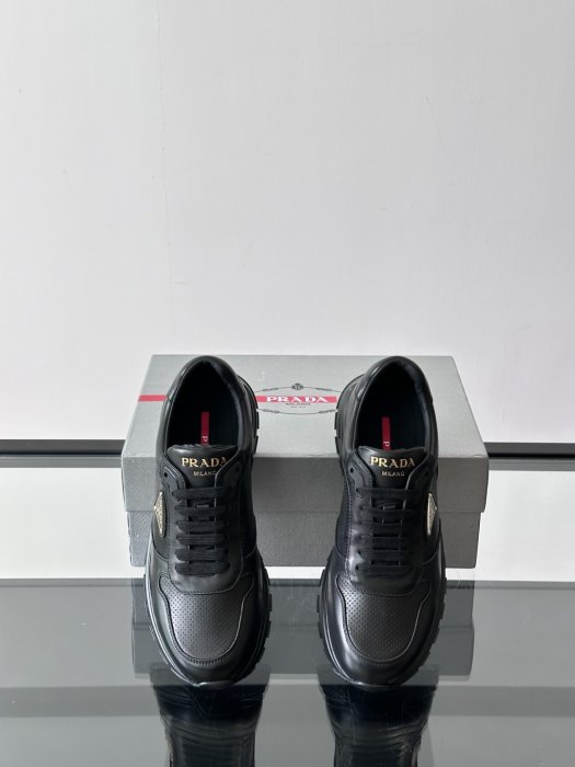 Кросівки чоловічі фото 6