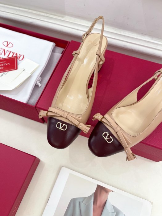 Босоножки фото 6