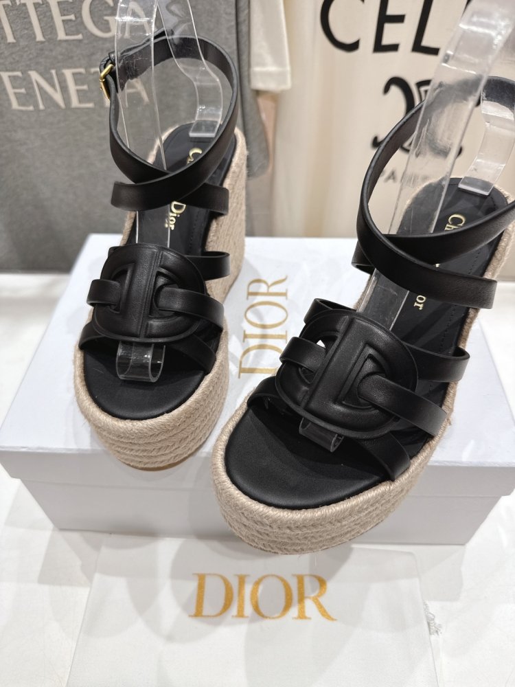 Sandals women's фото 7