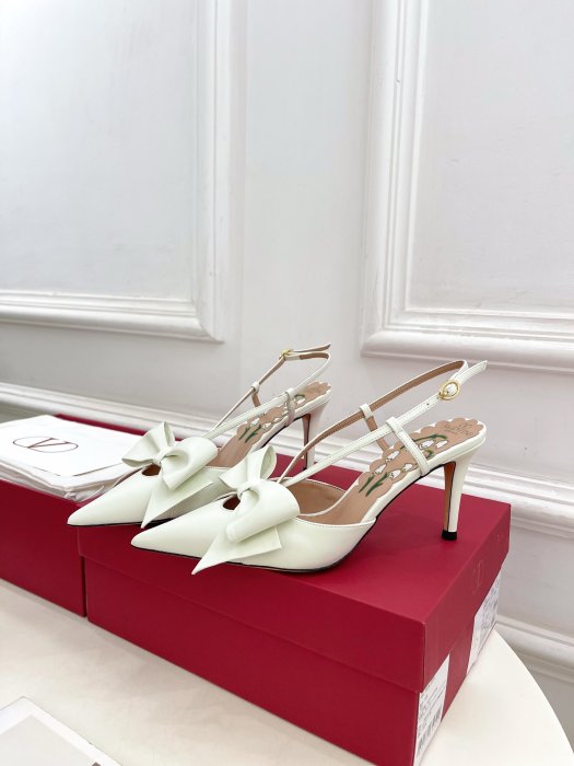 Босоножки фото 5