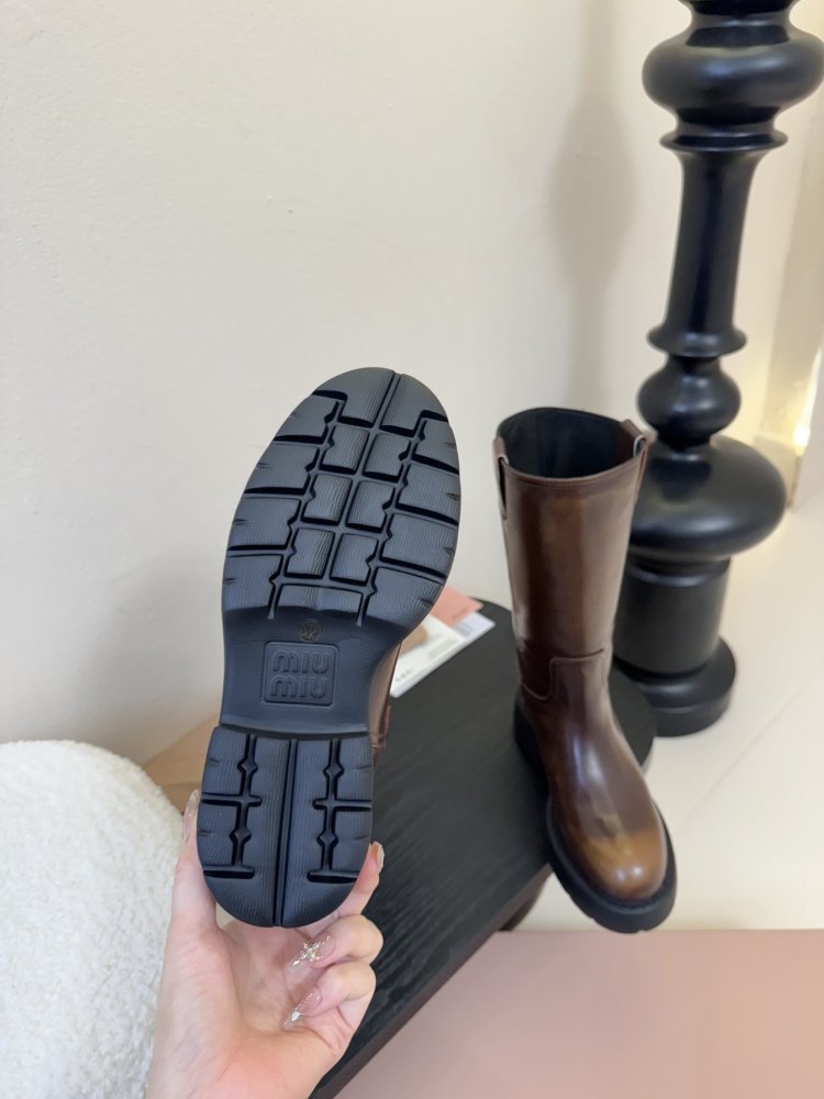 Boots women's фото 9