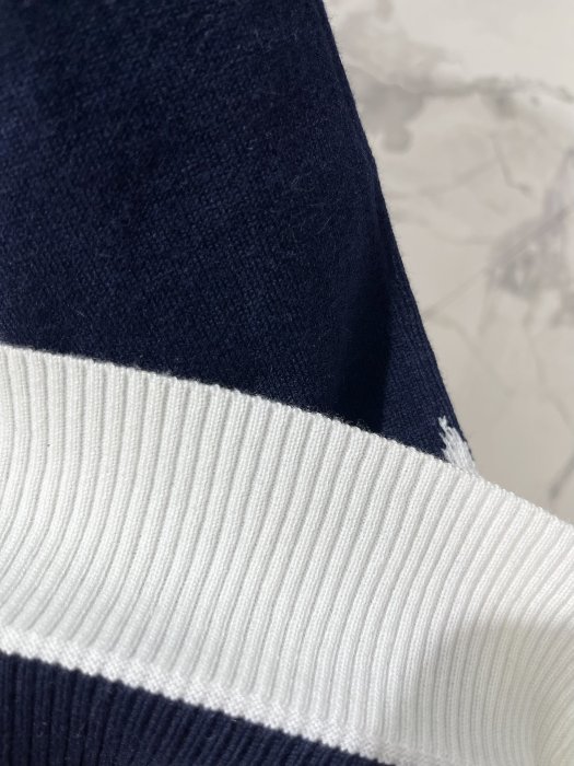 Футболка женская фото 7