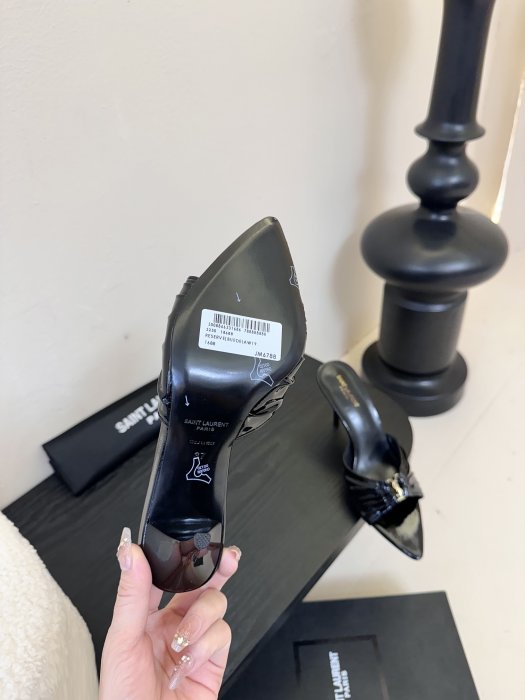 Босоножки фото 9