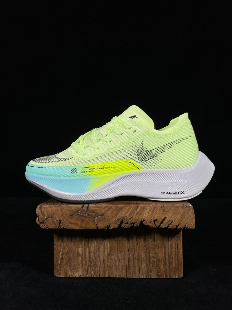 Sneakers ZoomX Vaporfly Next 2 Barely Volt Turquoise CU4123-700 - the size 44.5